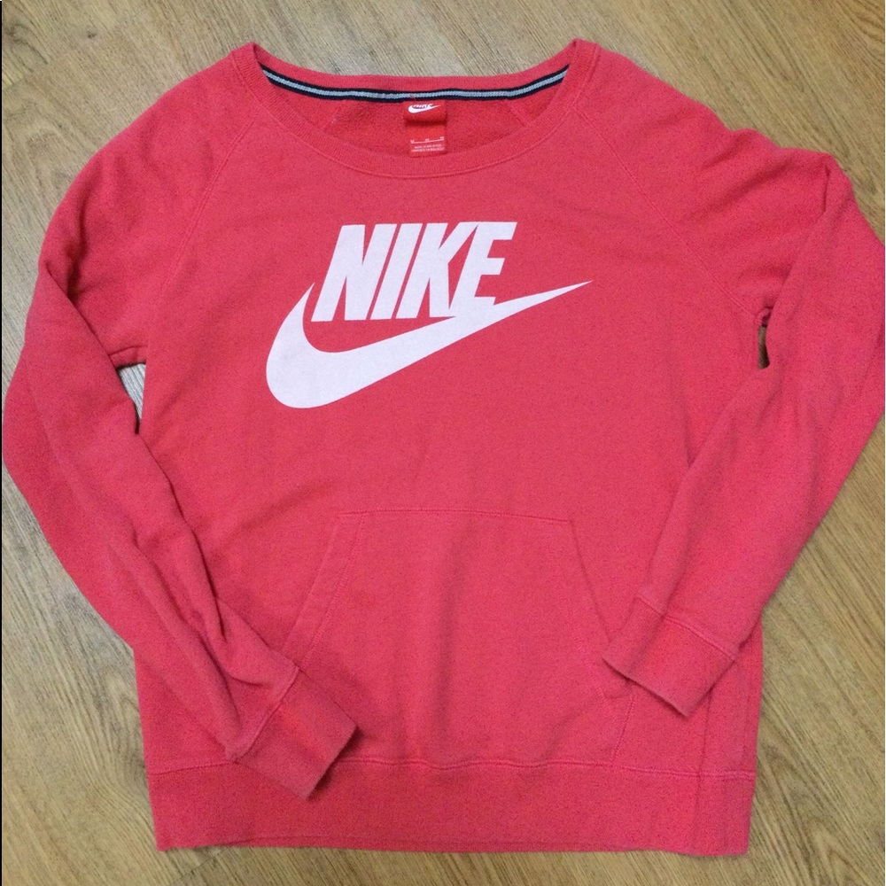 Nike size medium pink sweatshirt vintage